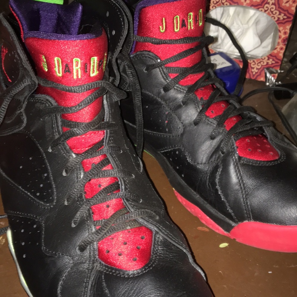 Air Jordan Marvin the Martian 7s sz 11